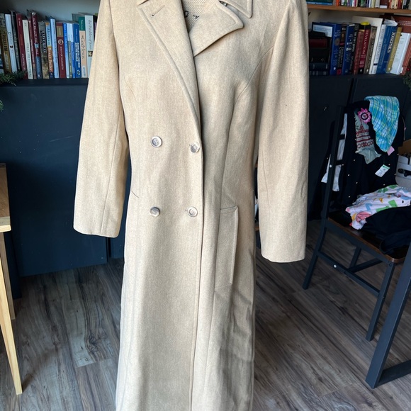Vintage Pendleton Classic Tan Trench Coat - Picture 2 of 8